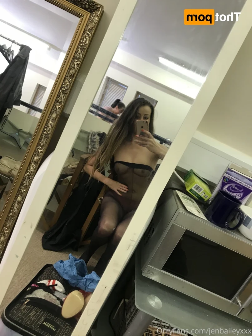 Jen Bailey [ jenbaileyxxx ] Onlyfans leaked photo 11039977 on Hotleaks.tv