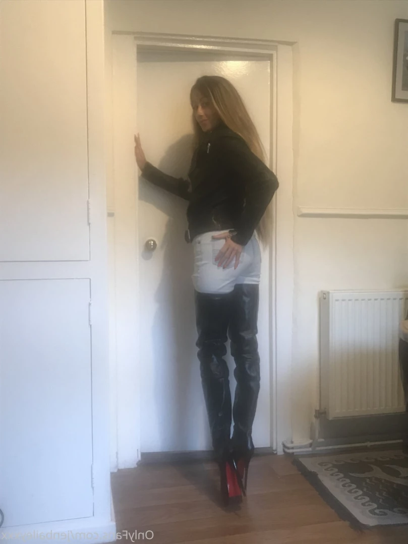 Jen Bailey [ jenbaileyxxx ] Onlyfans leaked photo 14180835 on Hotleaks.tv