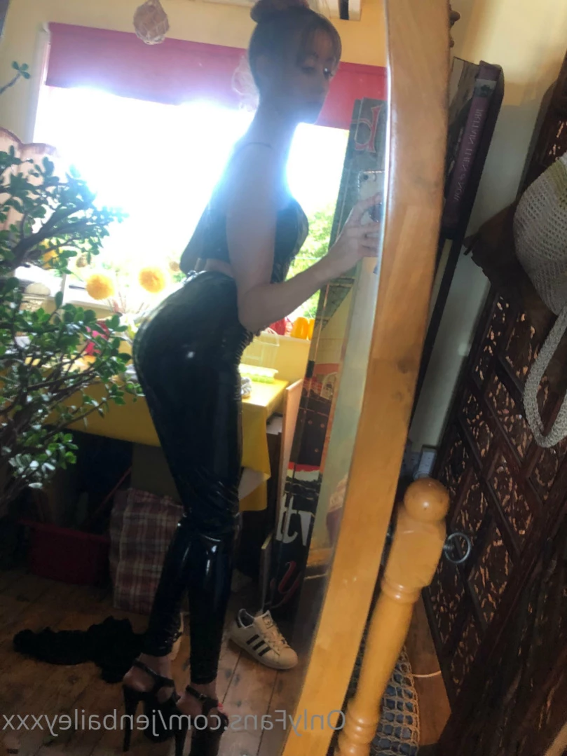 Jen Bailey [ jenbaileyxxx ] Onlyfans leaked photo 14843934 on Hotleaks.tv