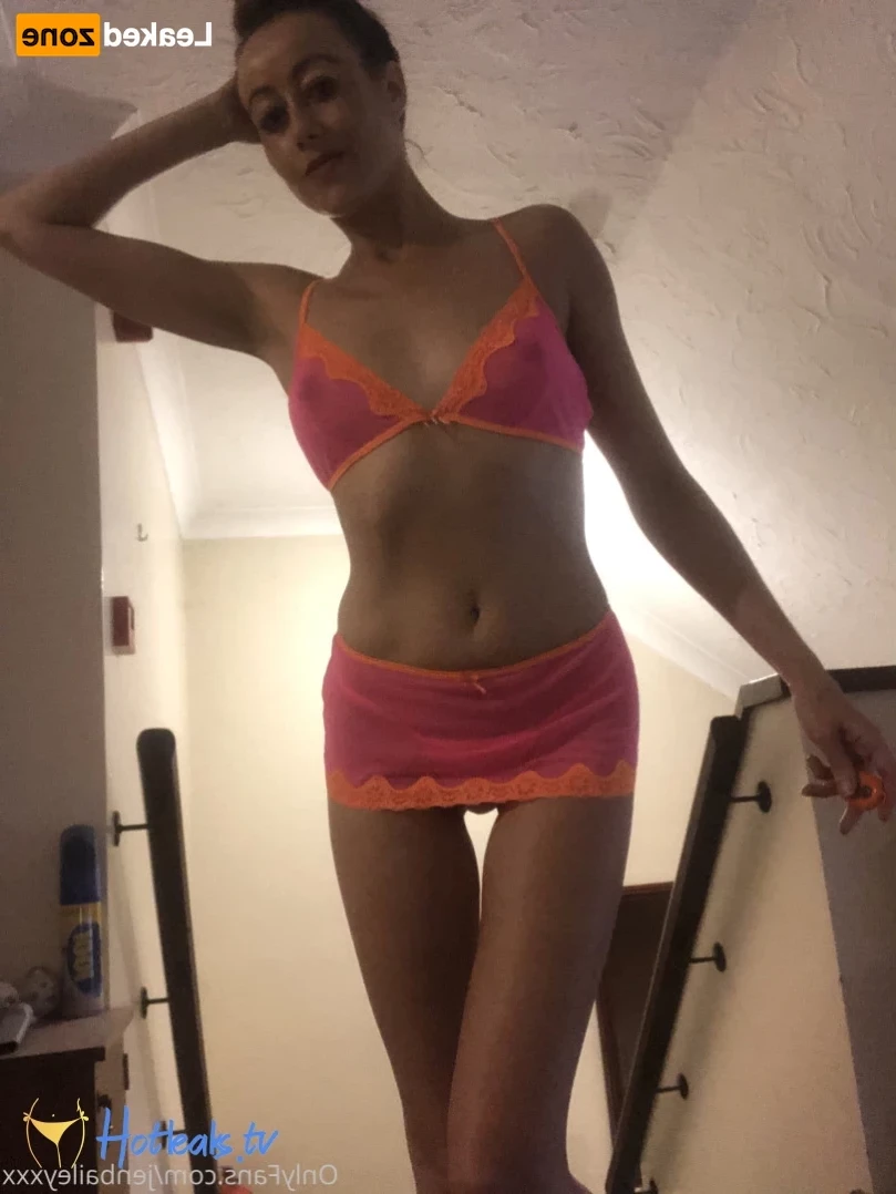 Jen Bailey [ jenbaileyxxx ] Onlyfans leaked photo 16474615 on Hotleaks.tv