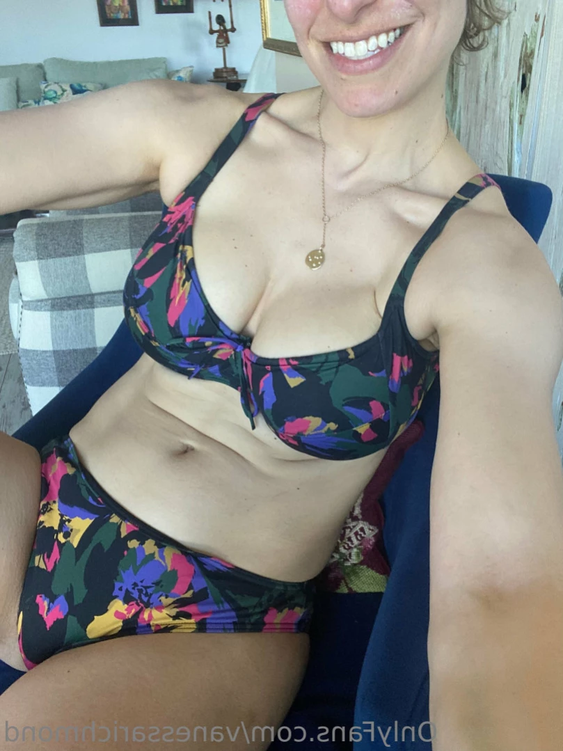 Vanessa Richmond [ vanessarichmond ] Onlyfans leaked photo 14925566 on Hotleaks.tv