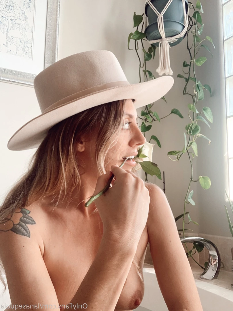 Lana Sequoia ♡ [ lanasequoia ] Onlyfans leaked photo 16469272 on Hotleaks.tv