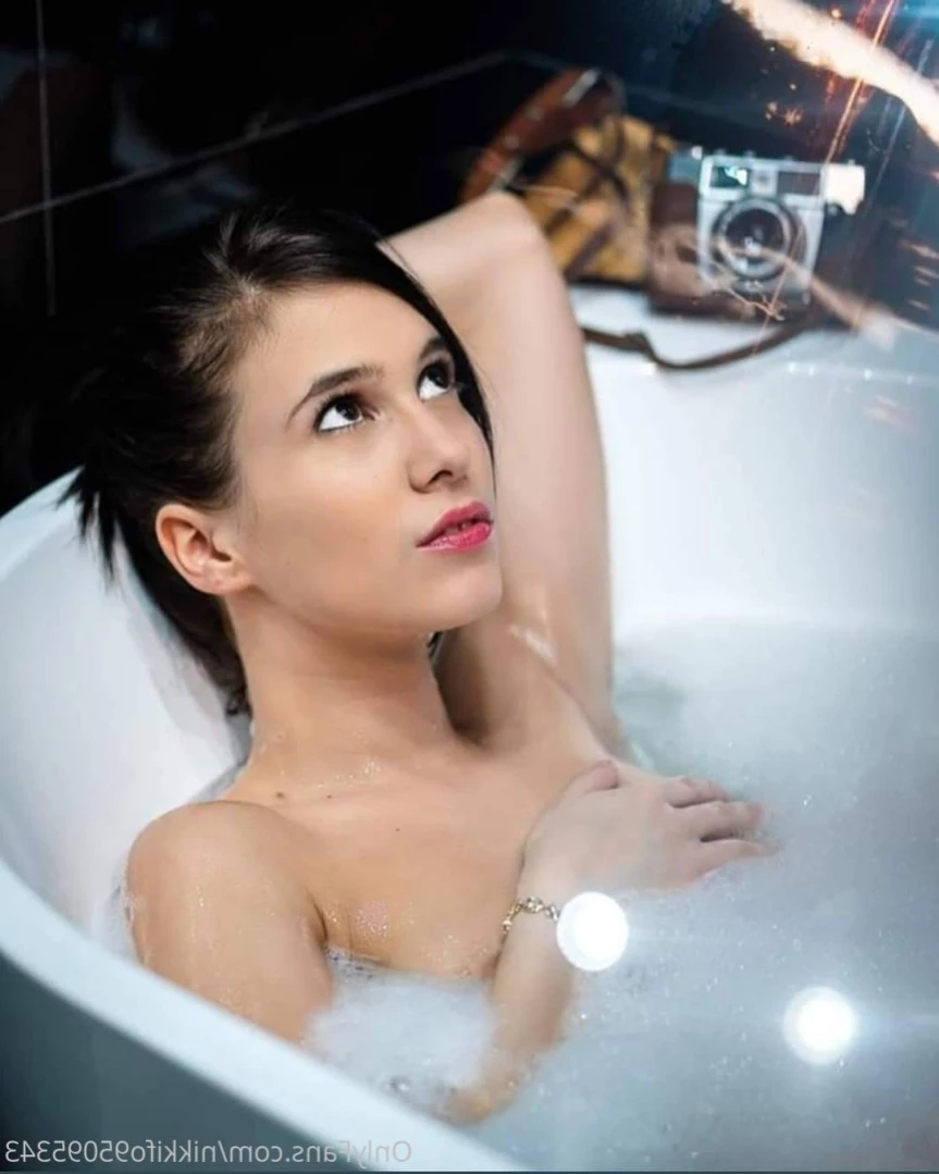 nikkifo95095343 Onlyfans leaked photo 16400468 on Hotleaks.tv