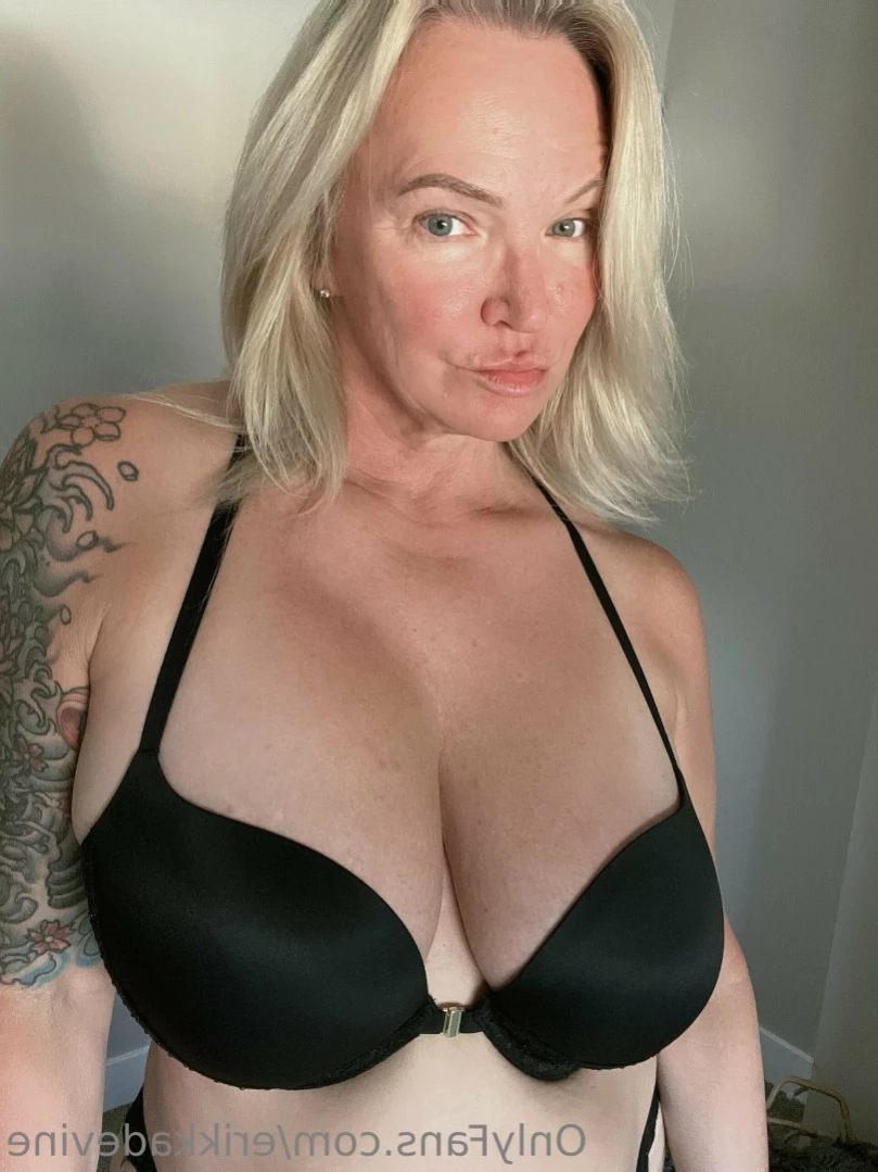Erikka [ erikkadevine ] Onlyfans leaked photo 15682547 on Hotleaks.tv