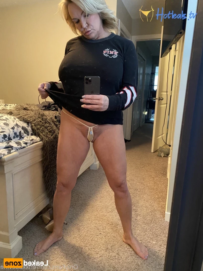 Erikka [ erikkadevine ] Onlyfans leaked photo 16366145 on Hotleaks.tv