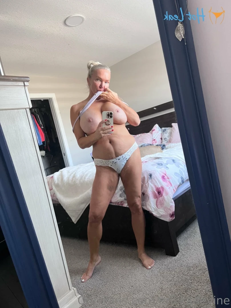 Erikka [ erikkadevine ] Onlyfans leaked photo 16367307 on Hotleaks.tv