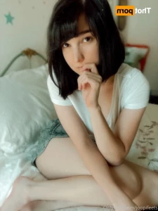 16284032