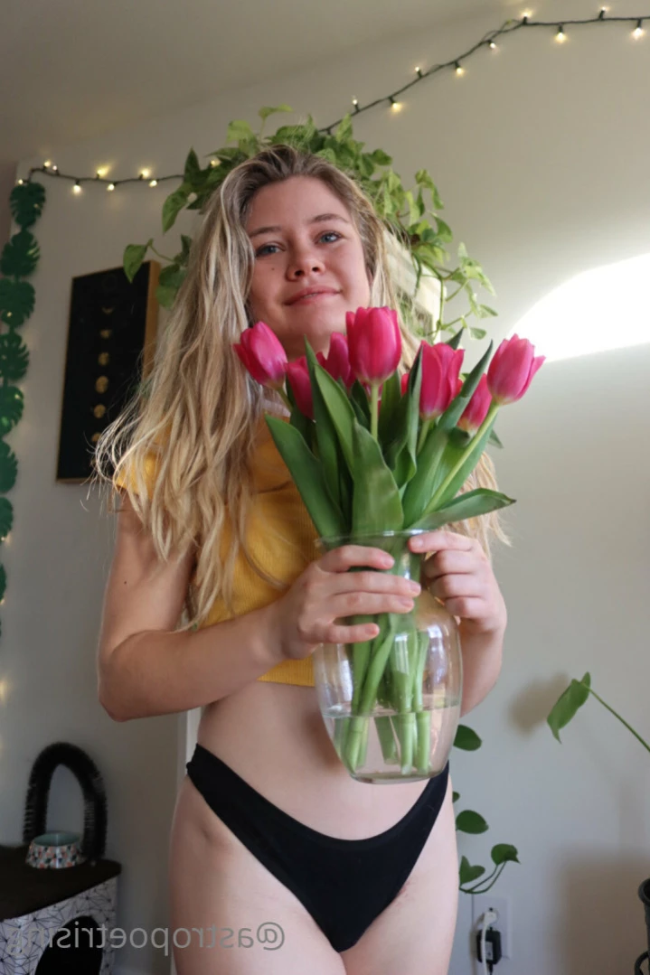 Astro [ poetrising ] Onlyfans leaked photo 12344048 on Hotleaks.tv