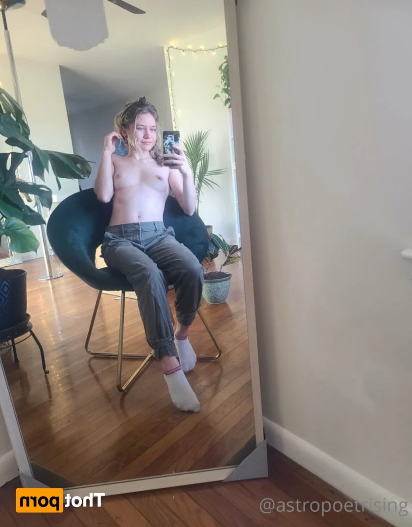 Astro [ poetrising ] Onlyfans leaked photo 15579267 on Hotleaks.tv