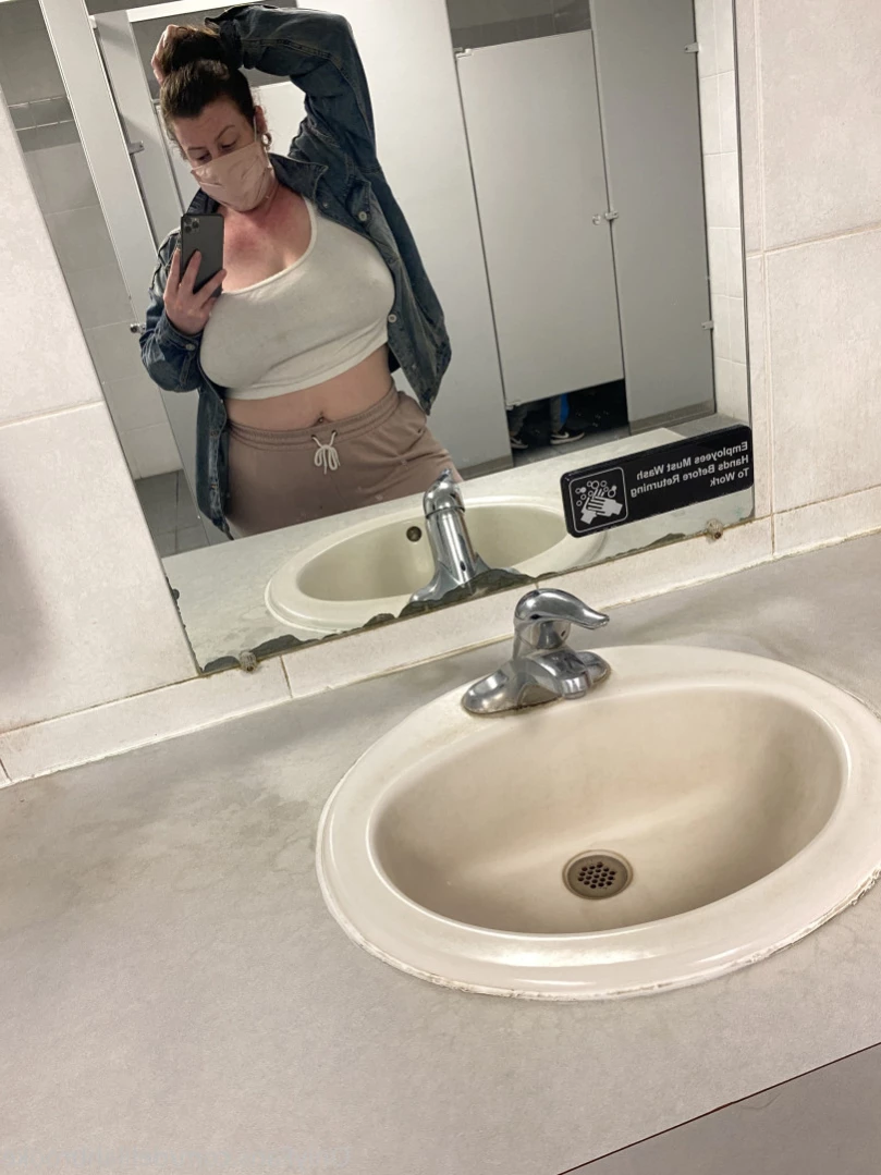 delilahbrooke Onlyfans leaked photo 10905911 on Hotleaks.tv