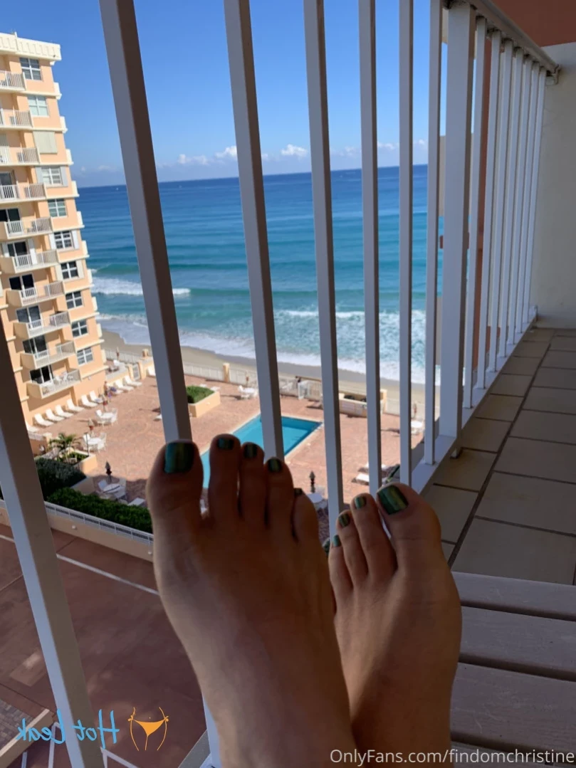 Goddess Christine [ findomchristine ] Onlyfans leaked photo 14093798 on Hotleaks.tv