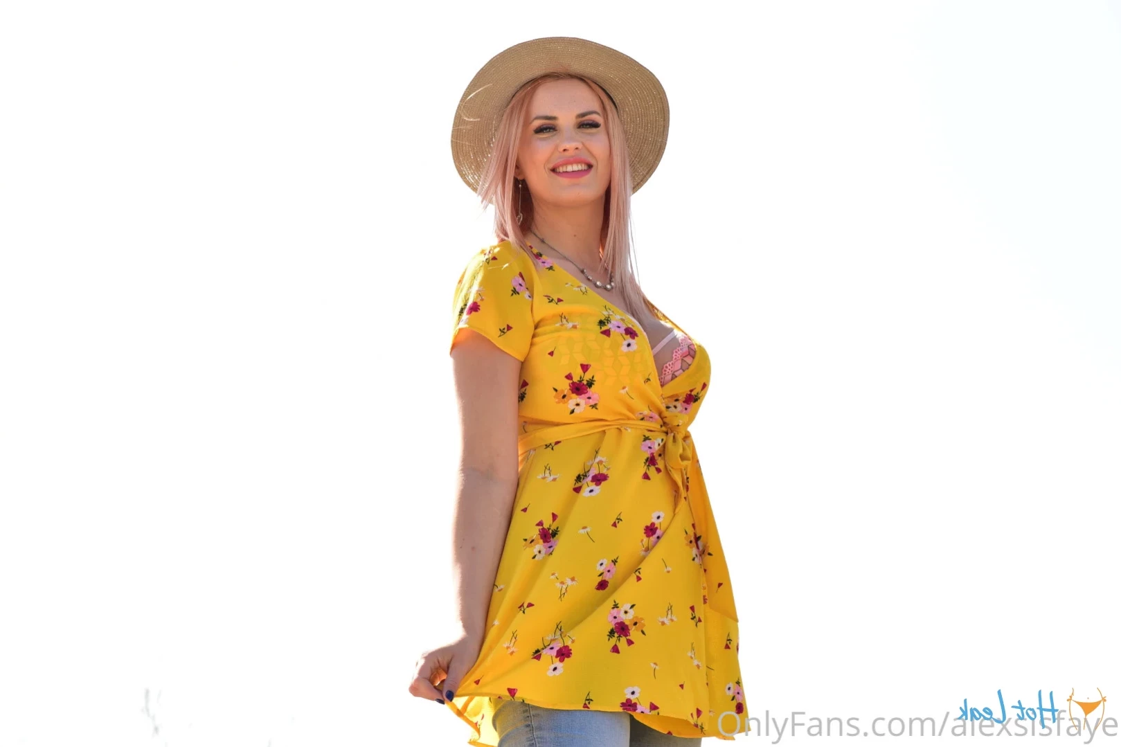 Alexsis Faye top 0.43% [ alexsisfaye ] Onlyfans leaked photo 16442051 on Hotleaks.tv