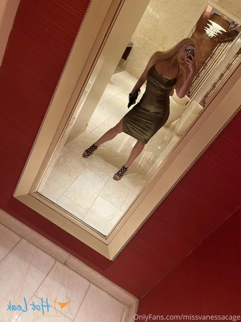 Vanessa Cage [ missvanessacage ] Onlyfans leaked photo 10995732 on Hotleaks.tv