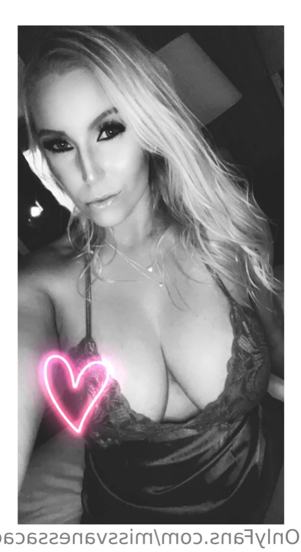 Vanessa Cage [ missvanessacage ] Onlyfans leaked photo 12279373 on Hotleaks.tv