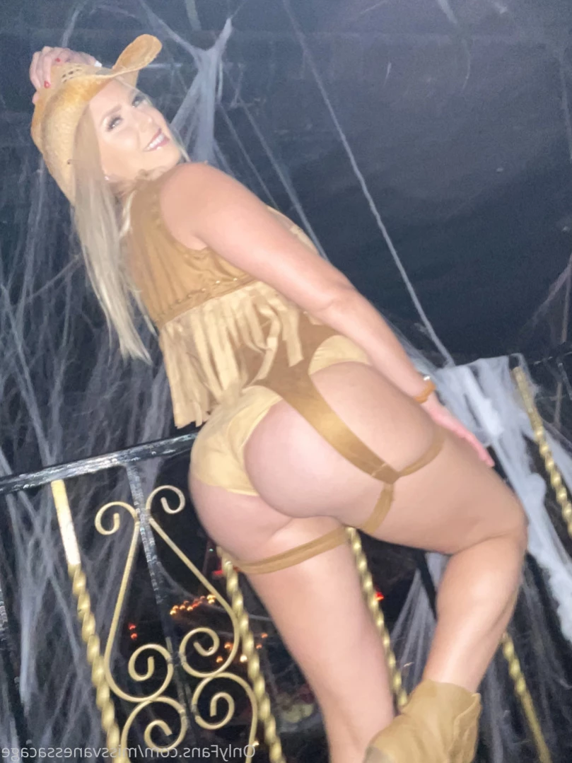 Vanessa Cage [ missvanessacage ] Onlyfans leaked photo 16405900 on Hotleaks.tv