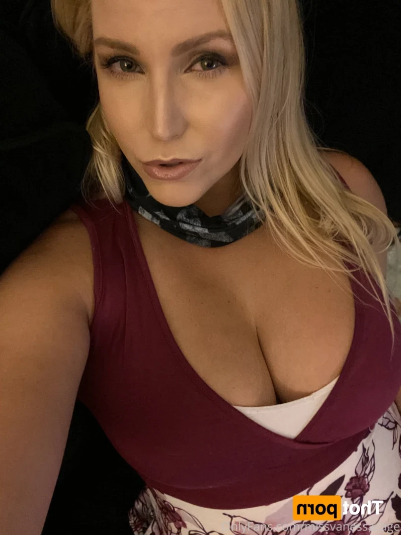 Vanessa Cage [ missvanessacage ] Onlyfans leaked photo 16406201 on Hotleaks.tv
