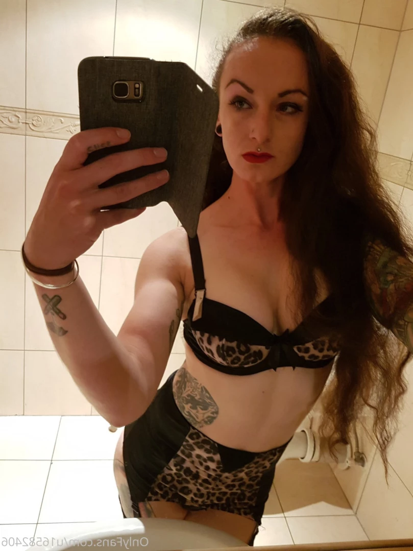 claudiaafterdark Onlyfans leaked photo 13084171 on Hotleaks.tv
