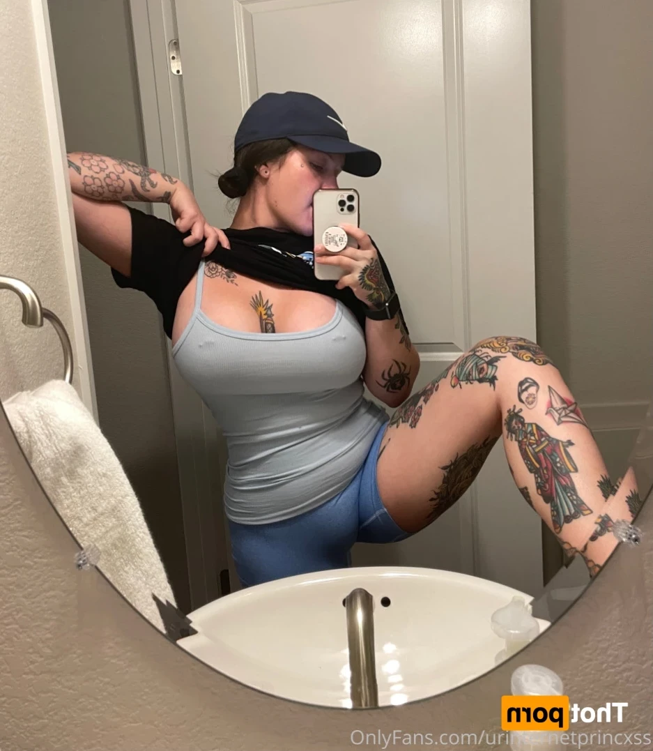 𝐍𝐚𝐨𝐦𝐢 The Nerd 🤓 [ naomithenerdfree ] Onlyfans leaked photo 12342133 on Hotleaks.tv