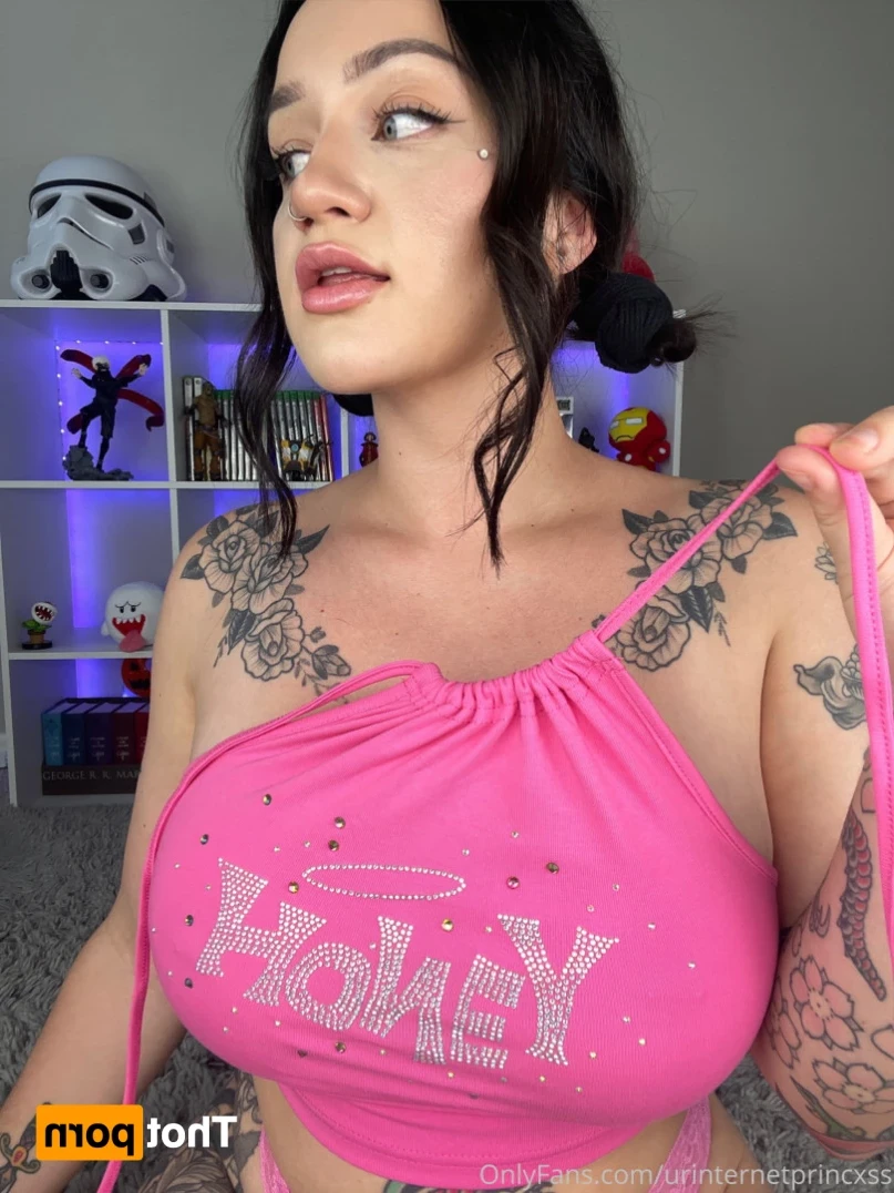 𝐍𝐚𝐨𝐦𝐢 The Nerd 🤓 [ naomithenerdfree ] Onlyfans leaked photo 12801770 on Hotleaks.tv