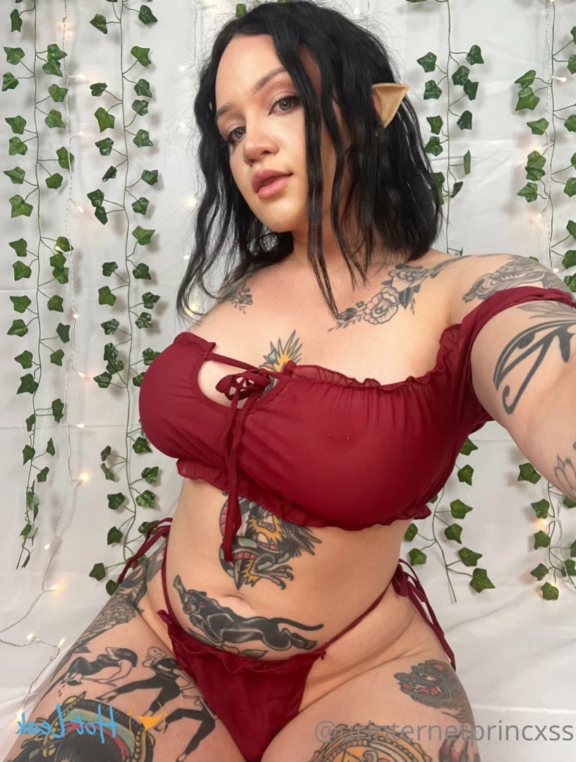 𝐍𝐚𝐨𝐦𝐢 The Nerd 🤓 [ naomithenerdfree ] Onlyfans leaked photo 13191113 on Hotleaks.tv