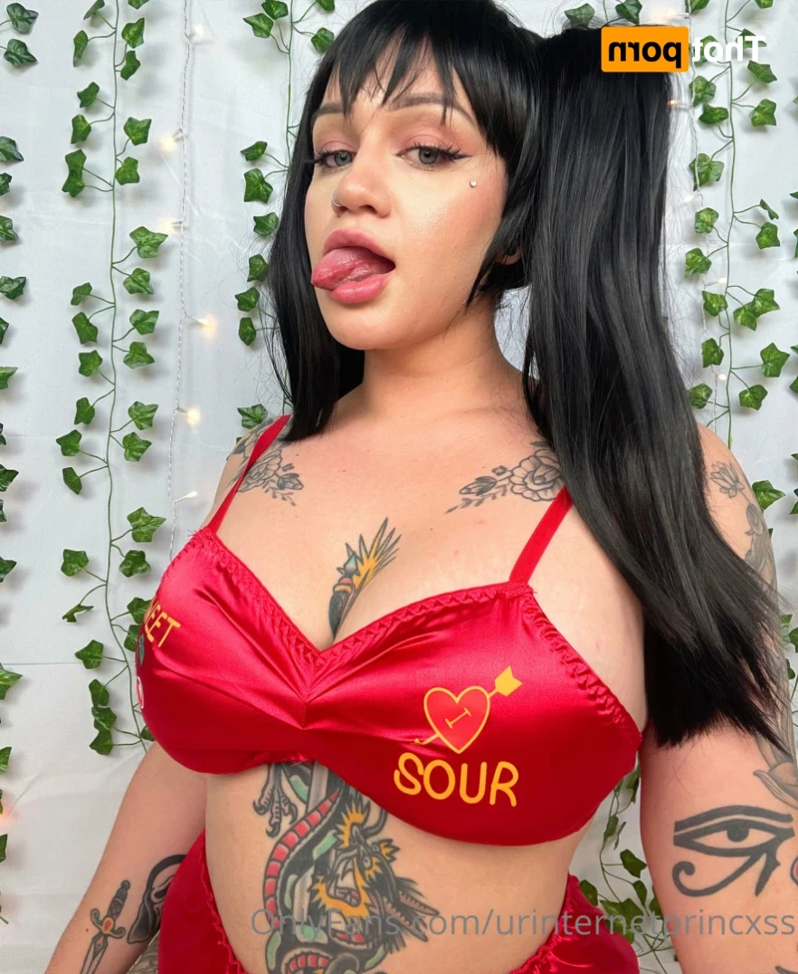 𝐍𝐚𝐨𝐦𝐢 The Nerd 🤓 [ naomithenerdfree ] Onlyfans leaked photo 13222278 on Hotleaks.tv