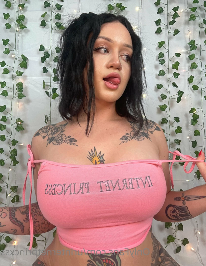 𝐍𝐚𝐨𝐦𝐢 The Nerd 🤓 [ naomithenerdfree ] Onlyfans leaked photo 15138392 on Hotleaks.tv