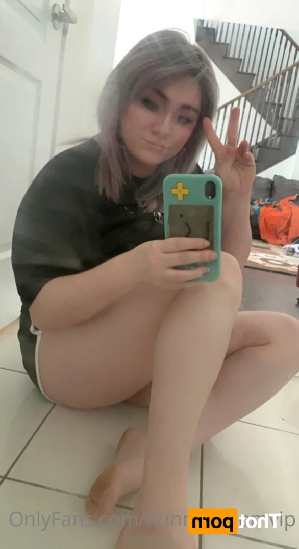 Bunnie Burrow- Bunnie Gloom VIP [ bunniegloomvip ] Onlyfans leaked photo 15224353 on Hotleaks.tv