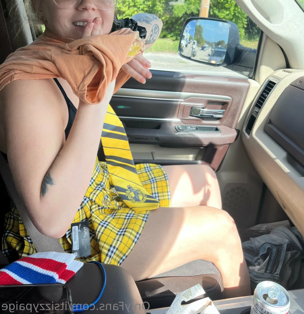 Izzy Paige 🤍 [ itsizzypaige ] Onlyfans leaked photo 12332503 on Hotleaks.tv