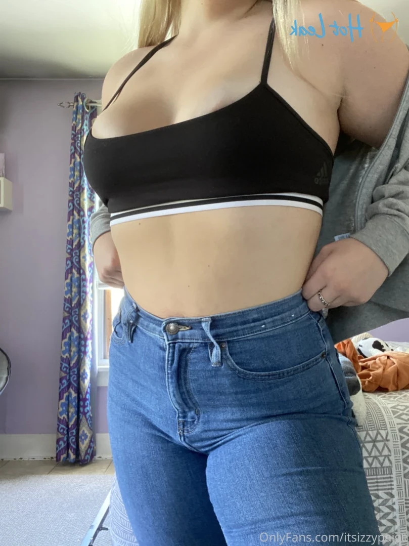 Izzy Paige 🤍 [ itsizzypaige ] Onlyfans leaked photo 12746859 on Hotleaks.tv