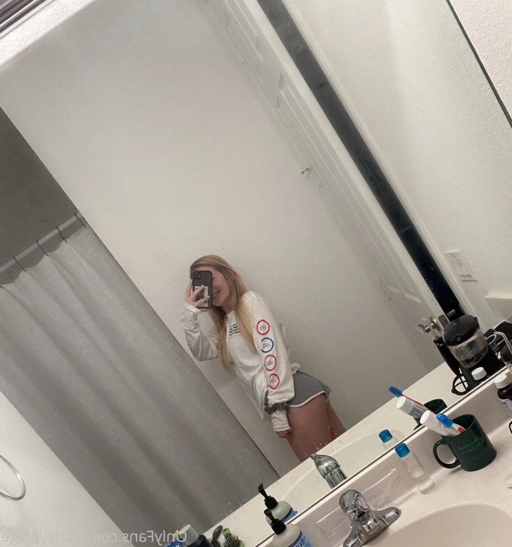 Izzy Paige 🤍 [ itsizzypaige ] Onlyfans leaked photo 15550425 on Hotleaks.tv