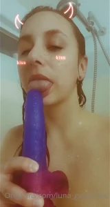 15573632