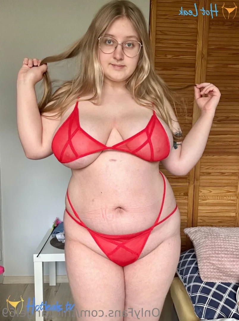 thicc_angel [ thiccangel69 ] Onlyfans leaked photo 11909956 on Hotleaks.tv