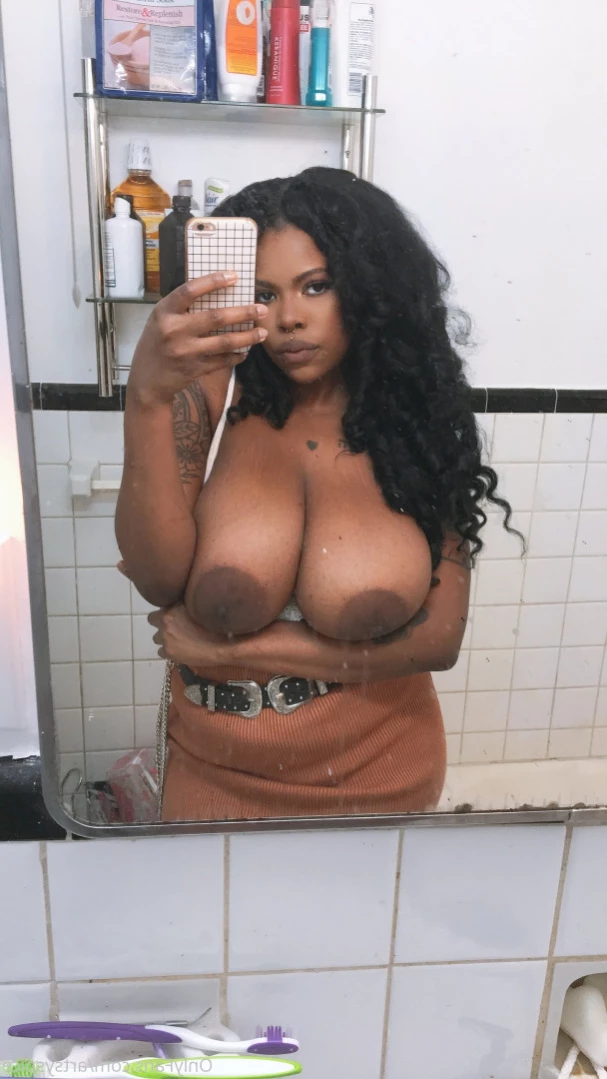 Artsy [ artsyspice ] Onlyfans leaked photo 13835454 on Hotleaks.tv