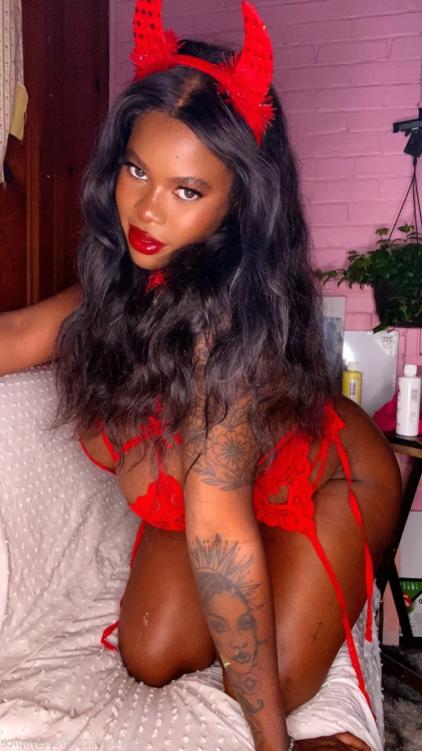 Artsy [ artsyspice ] Onlyfans leaked photo 15713254 on Hotleaks.tv