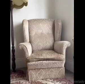 18528879