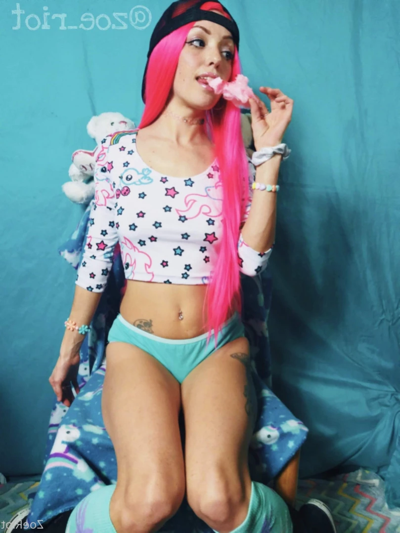 💗Zoe Riot💗 [ zoe_riot ] Onlyfans leaked photo 11782734 on Hotleaks.tv