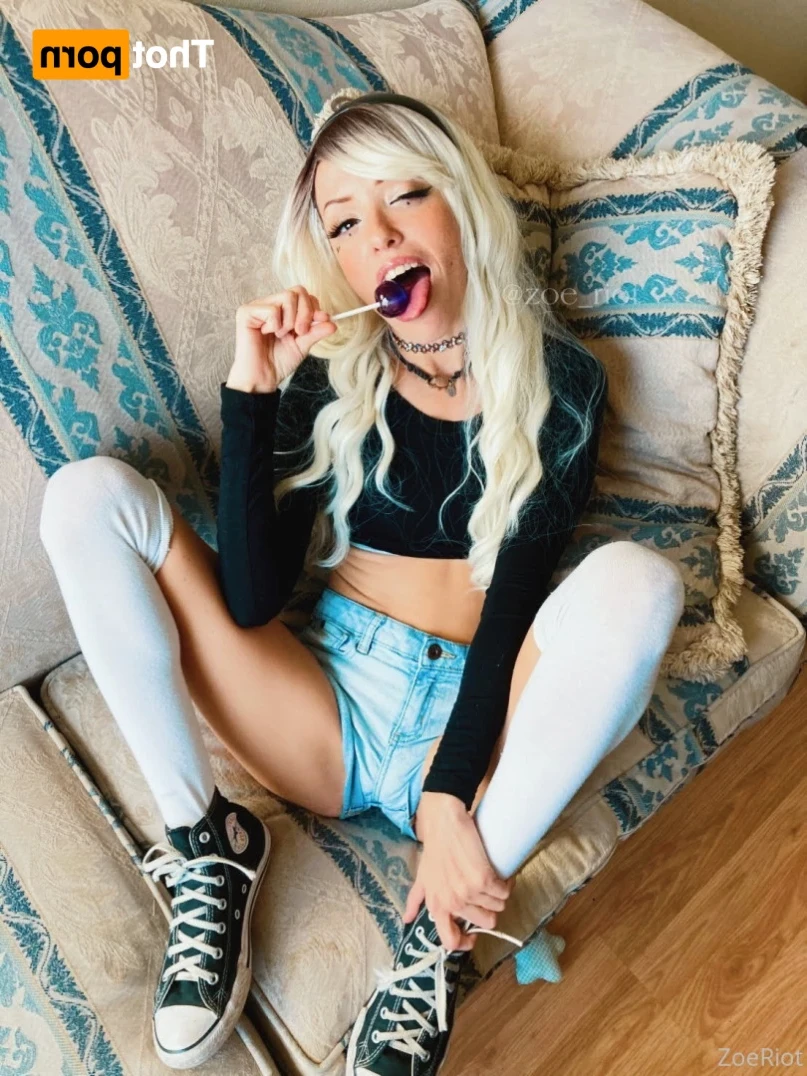💗Zoe Riot💗 [ zoe_riot ] Onlyfans leaked photo 12812087 on Hotleaks.tv