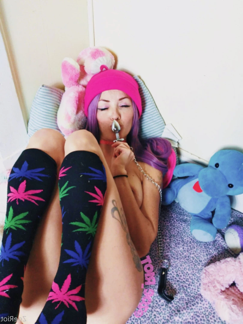 💗Zoe Riot💗 [ zoe_riot ] Onlyfans leaked photo 13254560 on Hotleaks.tv