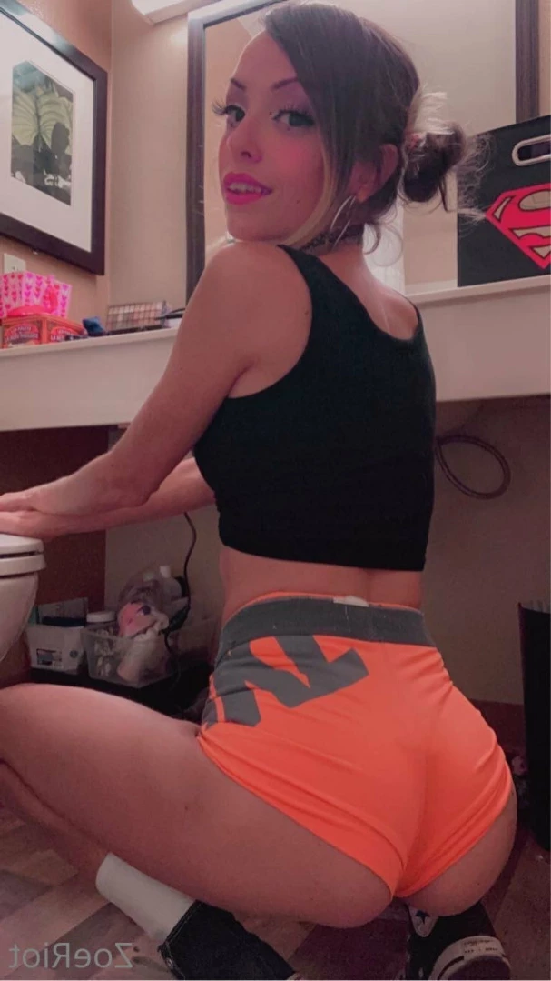 💗Zoe Riot💗 [ zoe_riot ] Onlyfans leaked photo 13589101 on Hotleaks.tv