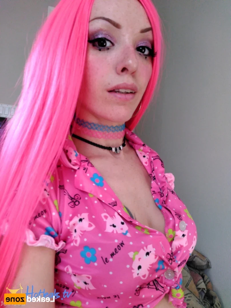 💗Zoe Riot💗 [ zoe_riot ] Onlyfans leaked photo 13921540 on Hotleaks.tv