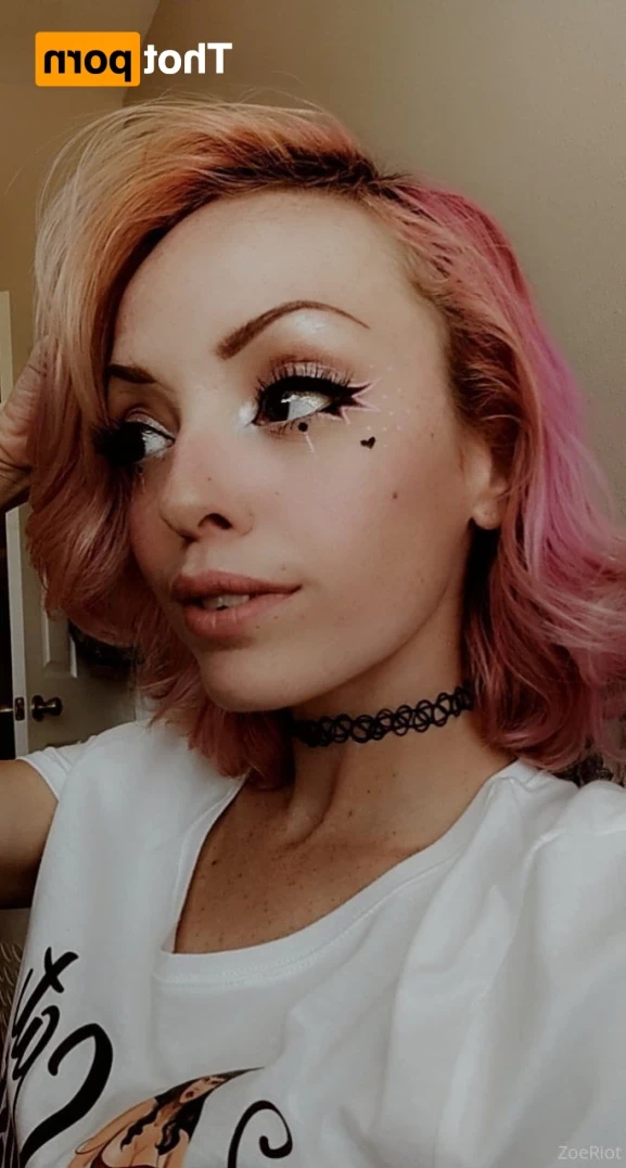 💗Zoe Riot💗 [ zoe_riot ] Onlyfans leaked photo 15572373 on Hotleaks.tv