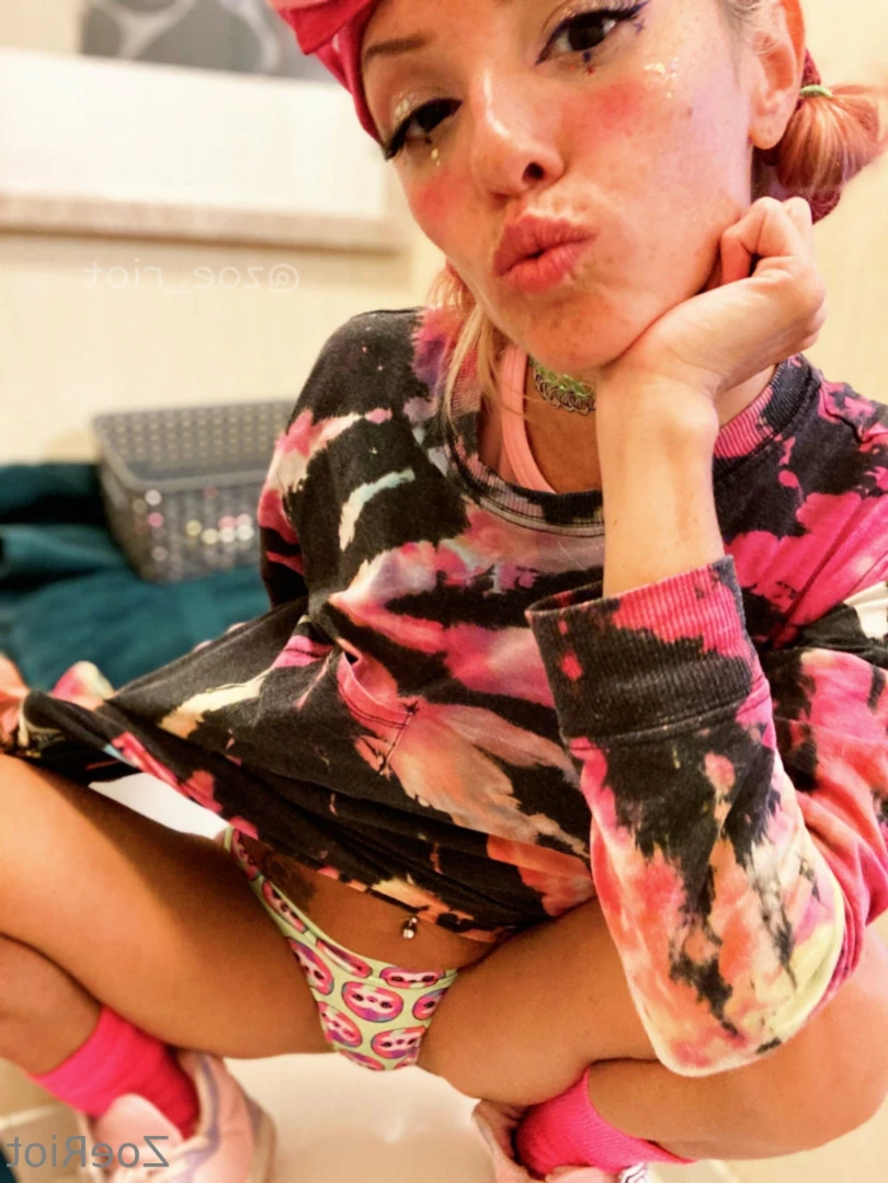 💗Zoe Riot💗 [ zoe_riot ] Onlyfans leaked photo 15896592 on Hotleaks.tv