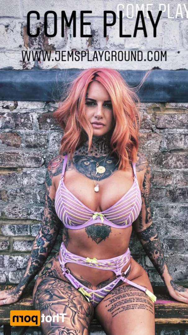 J E M M A L U C Y 🖤 [ jemlucy ] Onlyfans leaked photo 10987262 on Hotleaks.tv