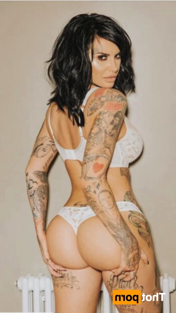 J E M M A L U C Y 🖤 [ jemlucy ] Onlyfans leaked photo 11343868 on Hotleaks.tv