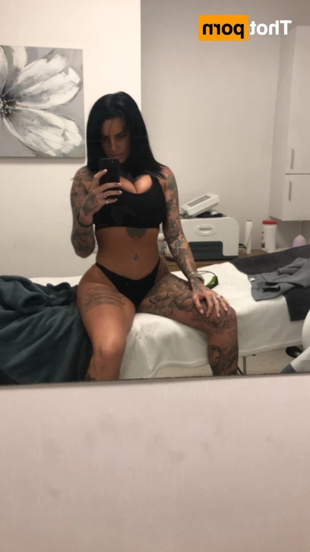 J E M M A L U C Y 🖤 [ jemlucy ] Onlyfans leaked photo 12073775 on Hotleaks.tv