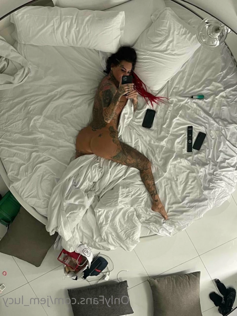 J E M M A L U C Y 🖤 [ jemlucy ] Onlyfans leaked photo 12078974 on Hotleaks.tv