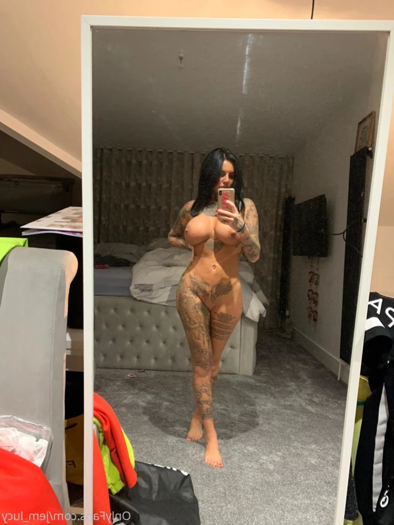 J E M M A L U C Y 🖤 [ jemlucy ] Onlyfans leaked photo 12469942 on Hotleaks.tv