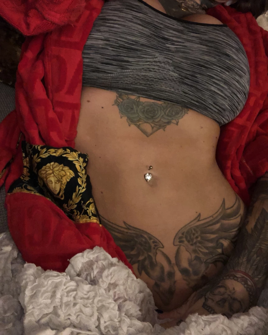 J E M M A L U C Y 🖤 [ jemlucy ] Onlyfans leaked photo 12528213 on Hotleaks.tv