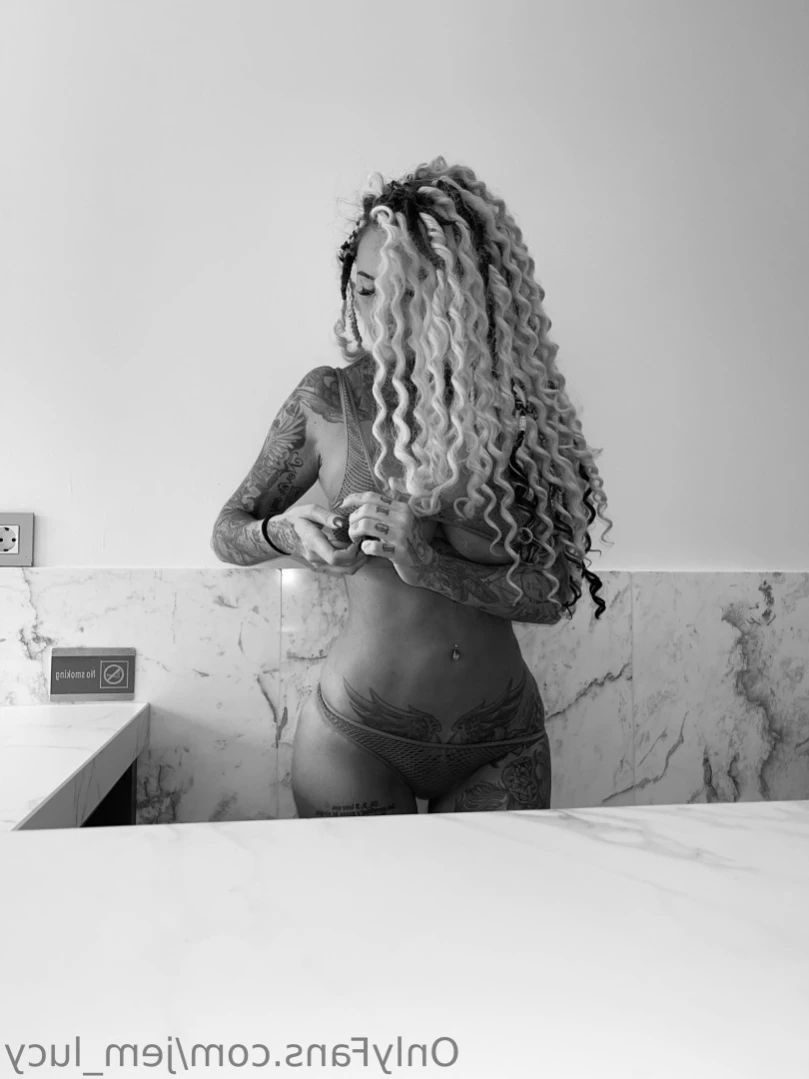 J E M M A L U C Y 🖤 [ jemlucy ] Onlyfans leaked photo 12621644 on Hotleaks.tv