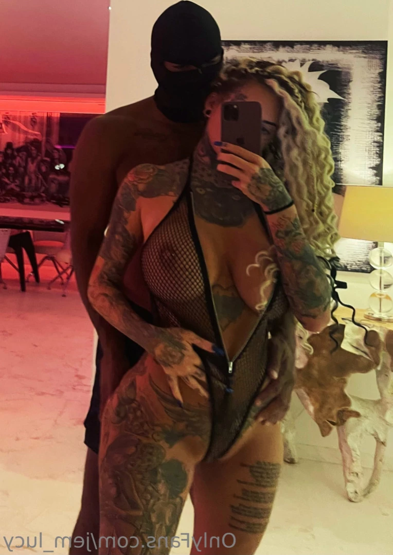 J E M M A L U C Y 🖤 [ jemlucy ] Onlyfans leaked photo 12687334 on Hotleaks.tv